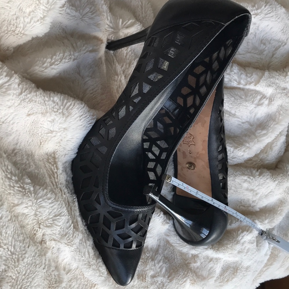 Size 8 Charles David High Heels - image 3